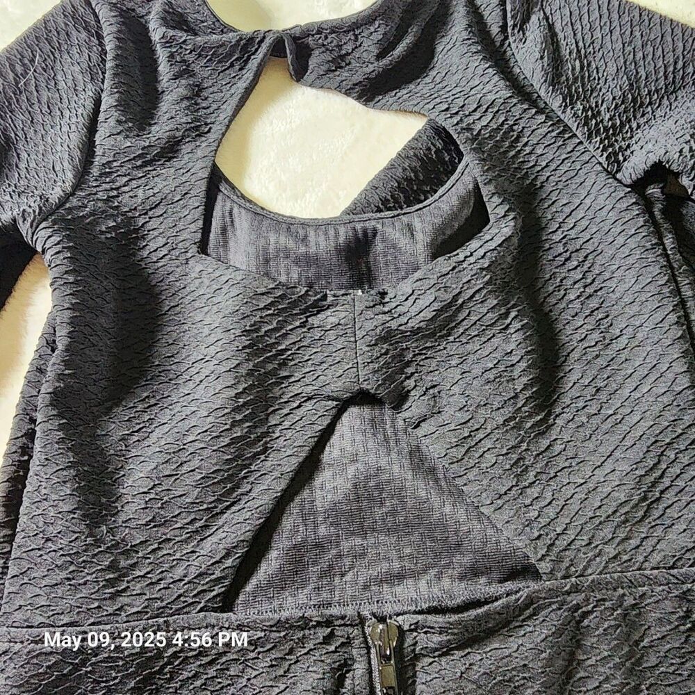 Free People Sz Medium Back Cut Outs Vent Zipper Body Con Dress Black 3/4 Sleeves - Picture 6 of 13